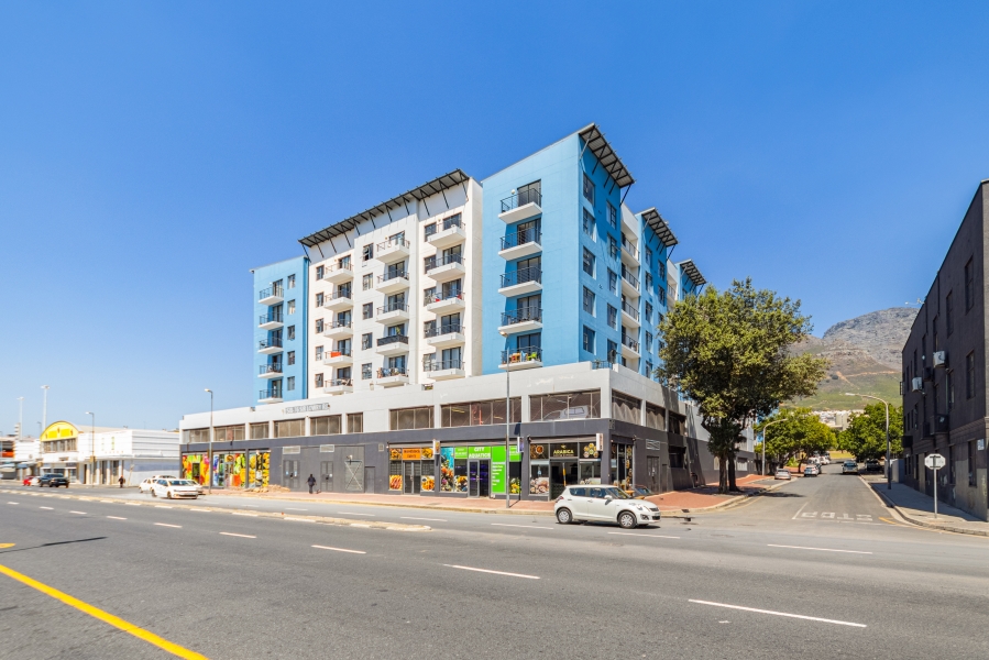 1 Bedroom Property for Sale in Zonnebloem Western Cape